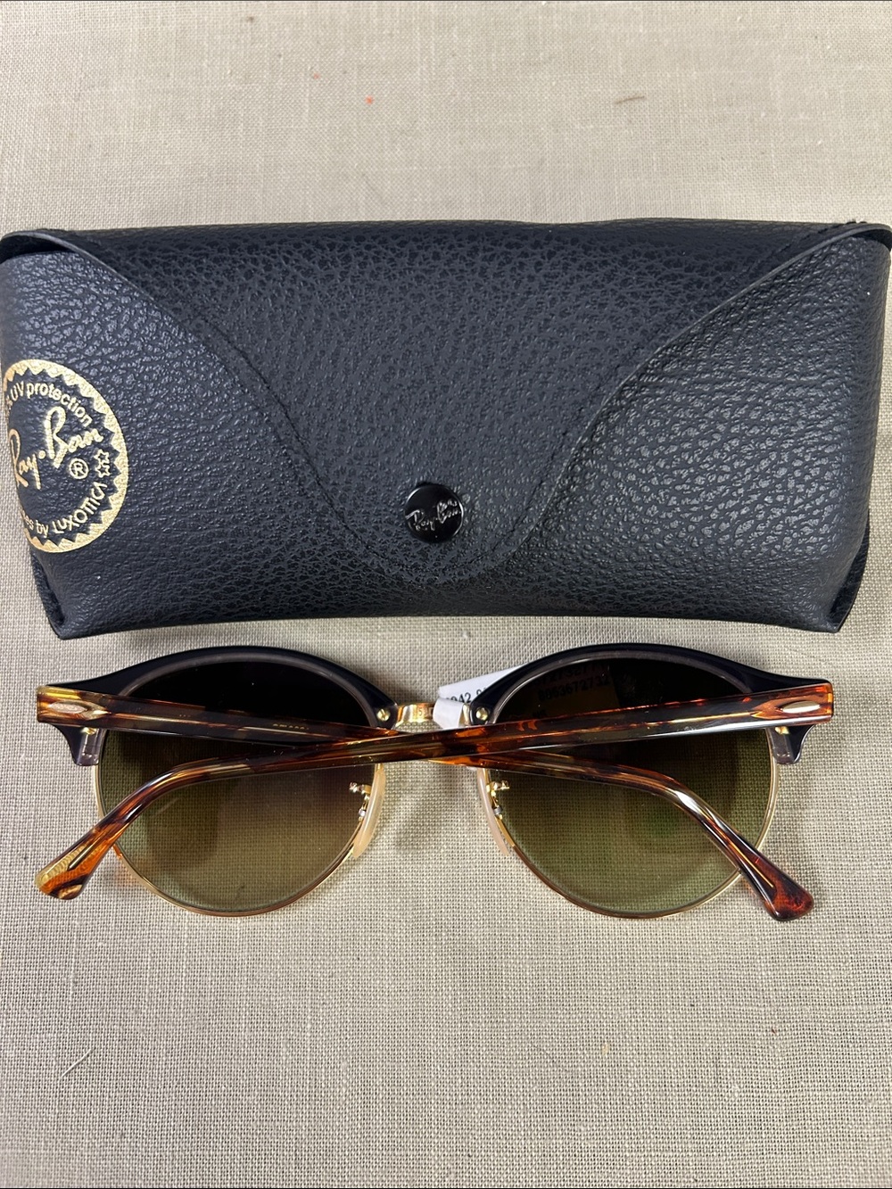 Ray-Ban Women's Red Clubmaster Sunglasses with Mirrored Lenses - Picture 3 of 6